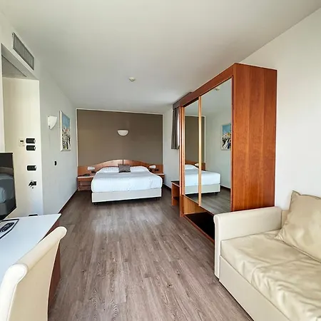 Letizia 3* Bardolino