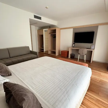 Otel Letizia