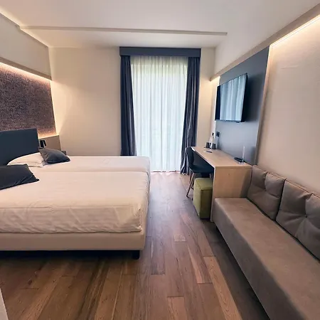 Otel Letizia Bardolino