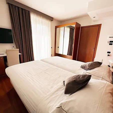 Letizia Otel 3*