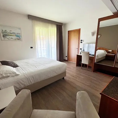 Otel Letizia 3*