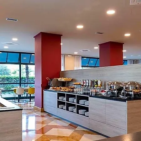 Letizia Otel Bardolino