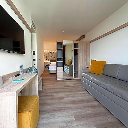 Otel Letizia 3*