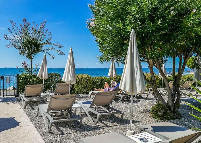 Hotel Villa Letizia 3*