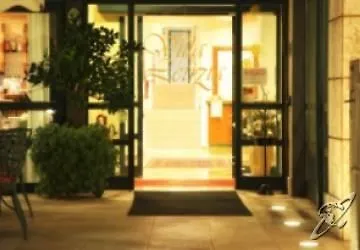 Hotel Villa Letizia 3*